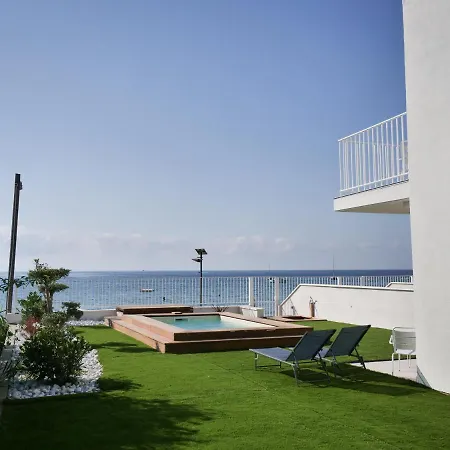 Belle Vue 4* Cavalaire-sur-Mer